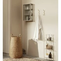 Ferm LIVING ESTANTERÍA DORA 5 Ferm LIVING ESTANTERÍA DORA -Asientos Comercio FERM DORA SHELVINGUNIT CASHMERE 2