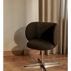 Ferm LIVING RICO DINING SWIVEL HALLIGDAL 7 Ferm LIVING RICO DINING SWIVEL HALLIGDAL -Asientos Comercio FERM RICO DININGSWIVEL HALLING 7