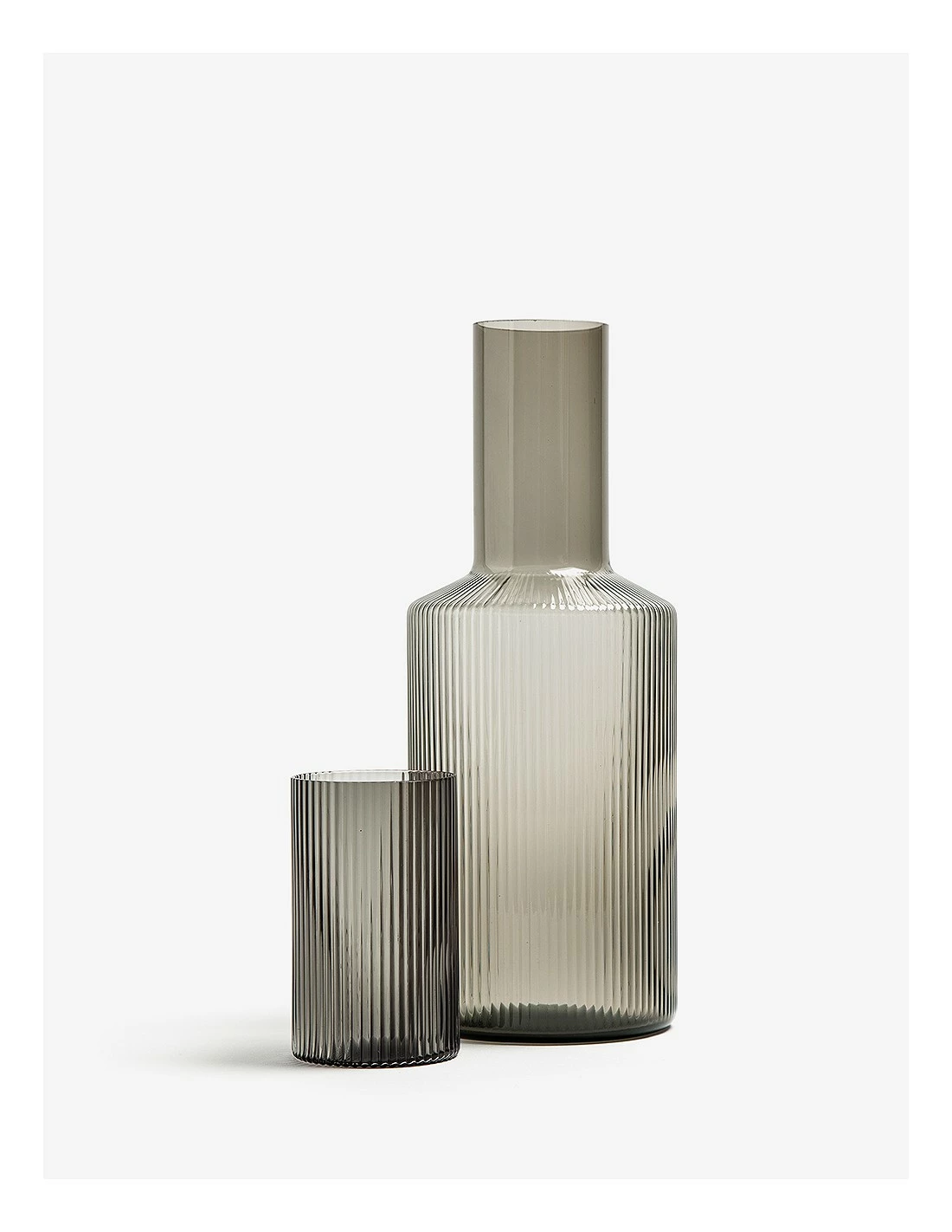 Ferm LIVING TAPA BOTELLA RIPPLE 3 Ferm LIVING TAPA BOTELLA RIPPLE - Imagen 3