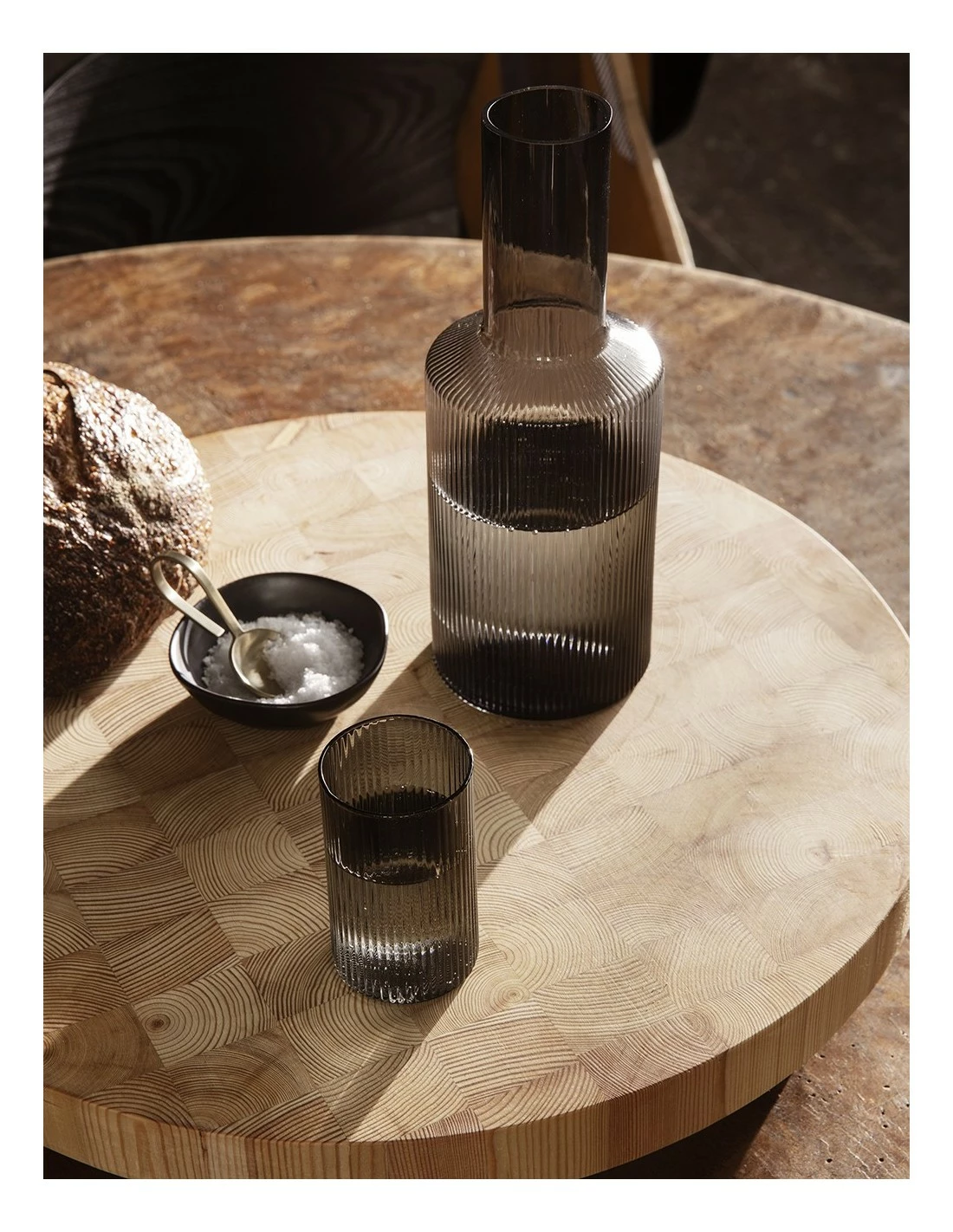 Ferm LIVING TAPA BOTELLA RIPPLE 4 Ferm LIVING TAPA BOTELLA RIPPLE - Imagen 4