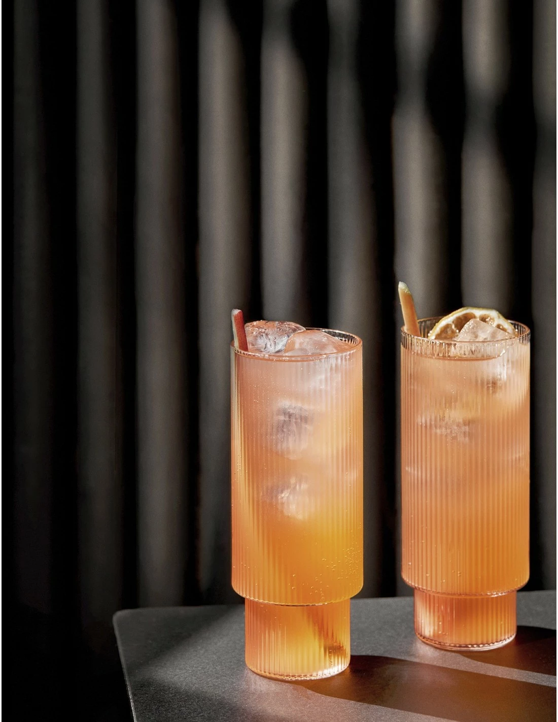 Ferm LIVING VASOS RIPPLE ALTOS 4 SET 4 Ferm LIVING VASOS RIPPLE ALTOS 4 SET - Imagen 4