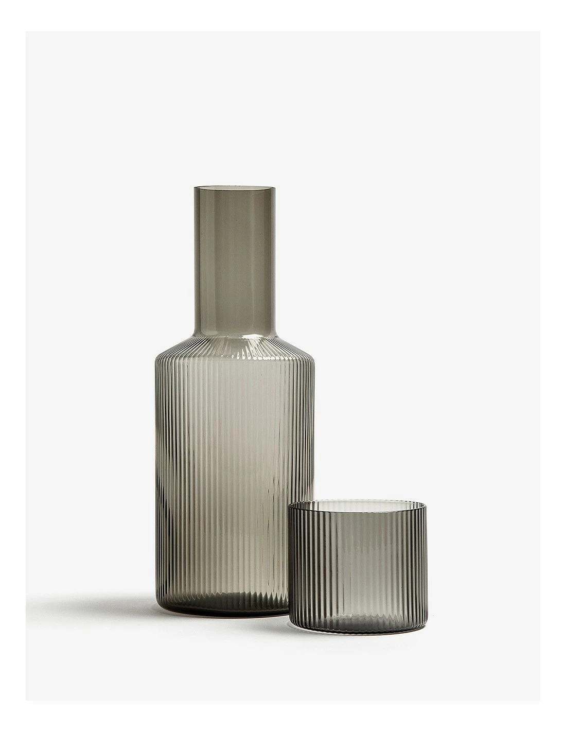 Ferm LIVING SET VASOS RIPPLE LOW 4 SET 9 Ferm LIVING SET VASOS RIPPLE LOW 4 SET - Imagen 2