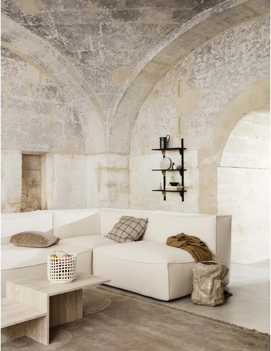 Ferm LIVING ESTANTERÍA SECTOR TRIPLE NARROW 3 Ferm LIVING ESTANTERÍA SECTOR TRIPLE NARROW - Imagen 3