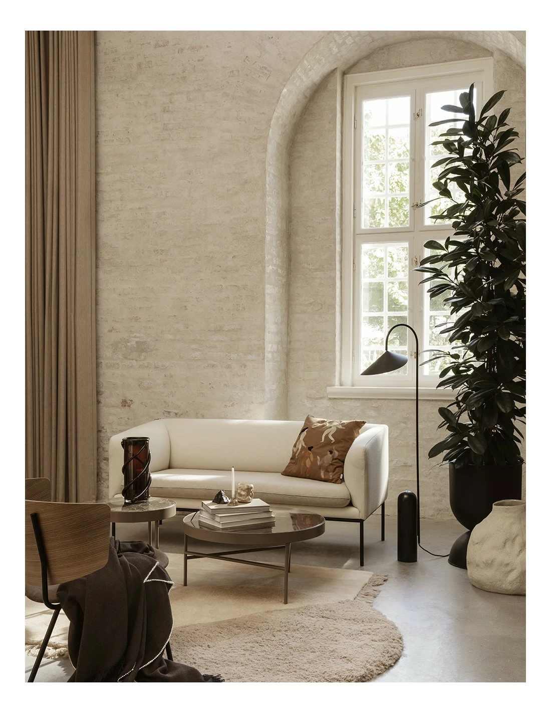 Ferm LIVING TURN SOFA 2-SEATER BLACK 2 Ferm LIVING TURN SOFA 2-SEATER BLACK - Imagen 2