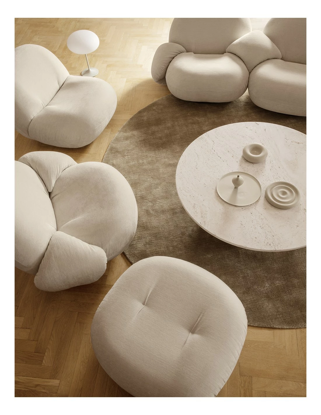 Gubi EPIC COFFE TABLE 110 2 Gubi EPIC COFFE TABLE 110 - Imagen 2