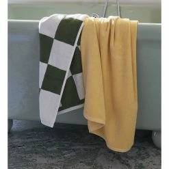 Asientos Comercio -Asientos Comercio HAY MONO BATHTOWEL YELLOW 1