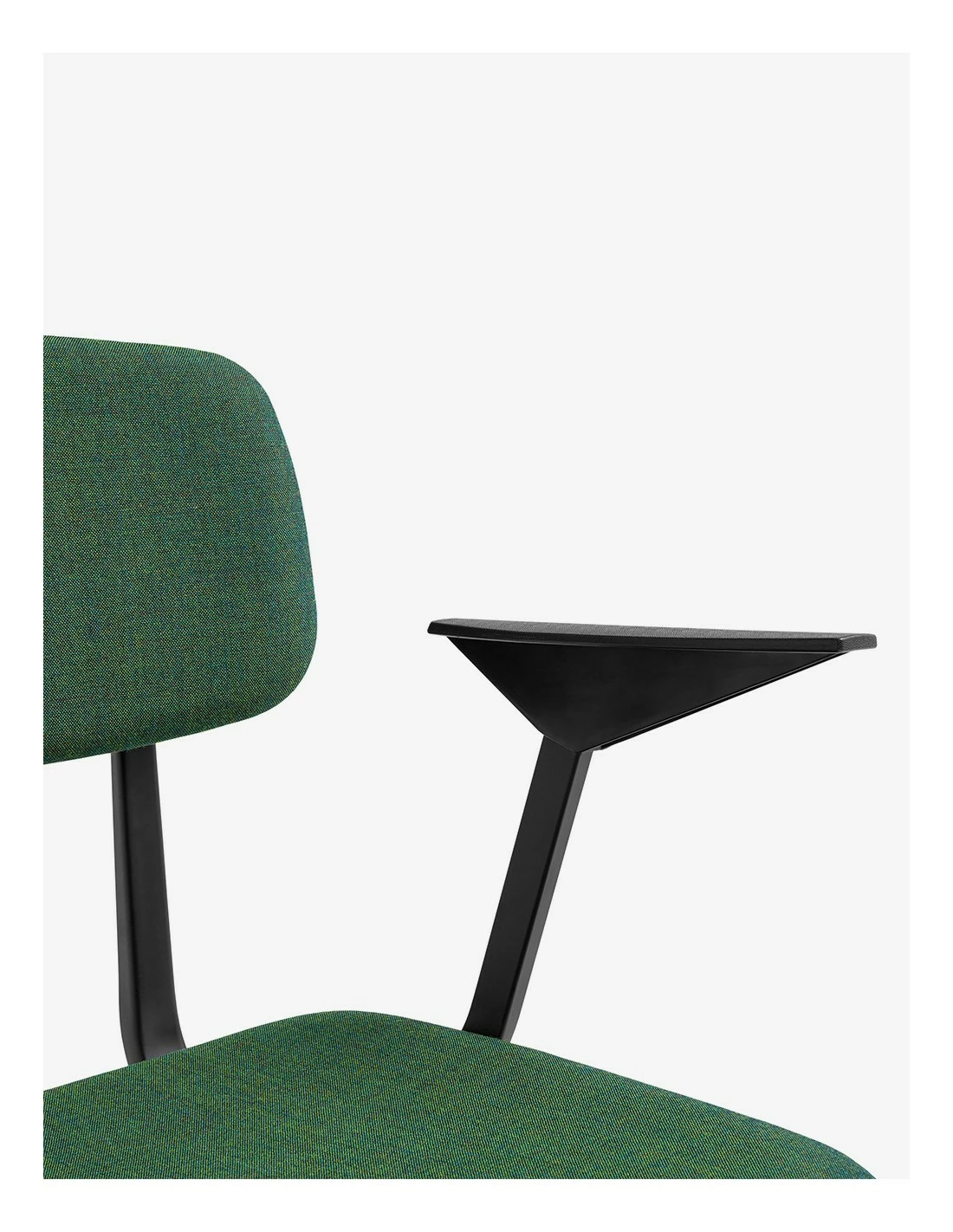 Hay SILLA REPOSABRAZOS RESULT TAPIZADA 4 Hay SILLA REPOSABRAZOS RESULT TAPIZADA - Imagen 4