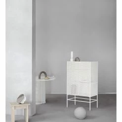 Kristina Dam GRID CABINET 5 Kristina Dam GRID CABINET -Asientos Comercio KRISTINADAM GRIDCABINET 5